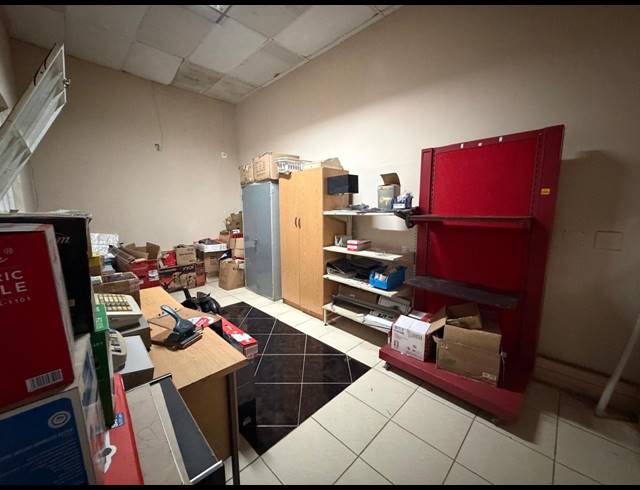 1,200M² WAREHOUSE TO LET IN PIETERMARITZBURG CENTRAL